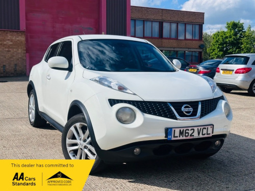 Nissan Juke  1.6 DIG-T Tekna SUV 5dr Petrol Manual Euro 5 (190 ps)