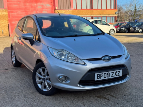 Ford Fiesta  1.25 Zetec Hatchback 3dr Petrol Manual (133 g/km, 81 bhp) 