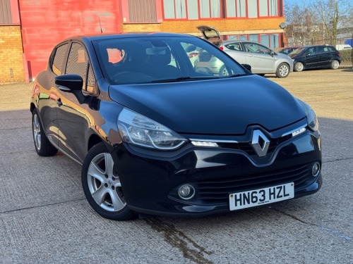 Renault Clio  1.2 16V Dynamique MediaNav Hatchback 5dr Petrol Manual Euro 5 (75 ps) 