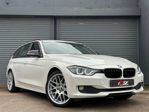 BMW 3 Series  2.0 320d SE Touring xDrive Euro 5 (s/s) 5dr