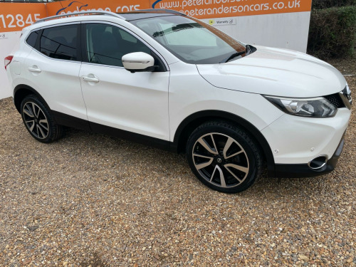 Nissan Qashqai  1.5 dCi Tekna 2WD Euro 5 (s/s) 5dr