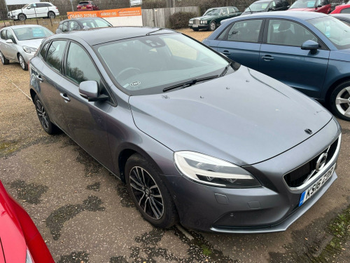 Volvo V40  2.0 T2 Momentum Euro 6 (s/s) 5dr