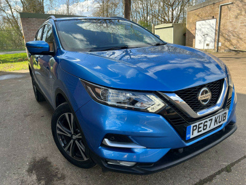 Nissan Qashqai  1.6 dCi N-Connecta XTRON Euro 6 (s/s) 5dr