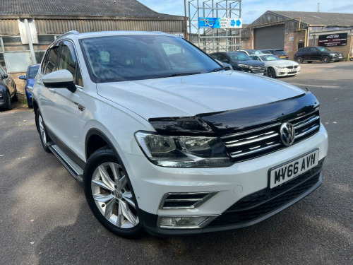 Volkswagen Tiguan  2.0 TDI BlueMotion Tech SE Navigation DSG 4Motion Euro 6 (s/s) 5dr