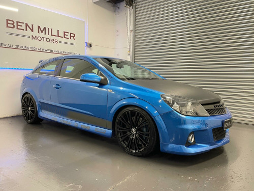 Vauxhall Astra  2.0 i 16v VXR