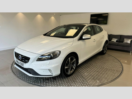 Volvo V40  2.0 D3 R-Design Nav Euro 5 (s/s) 5dr