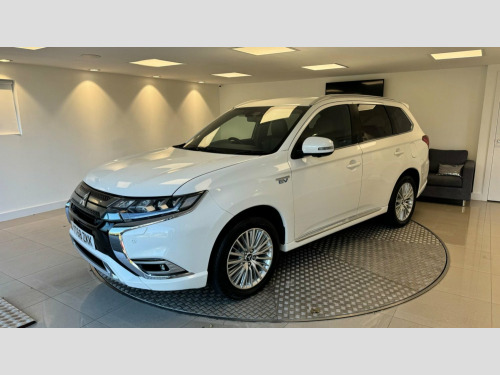 Mitsubishi Outlander  2.4h TwinMotor 13.8kWh 4hs CVT 4WD Euro 6 (s/s) 5dr