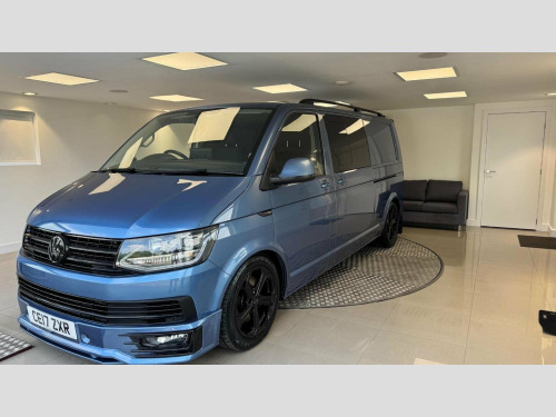 Volkswagen Transporter  2.0 BiTDI T32 BlueMotion Tech Highline Crew Van DSG FWD LWB Euro 6 (s/s) 5d