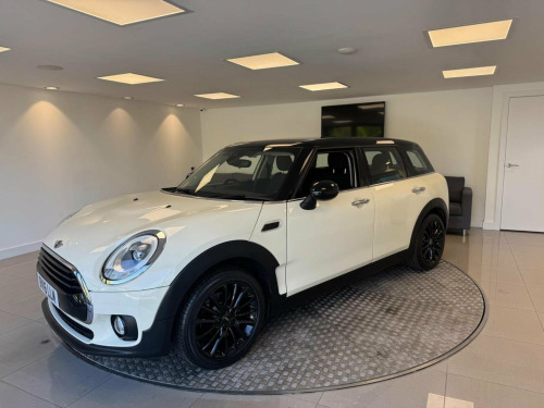 MINI Clubman  1.5 Cooper Euro 6 (s/s) 6dr
