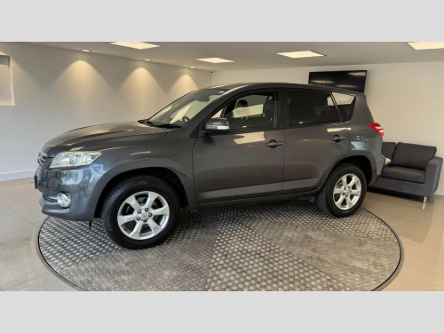 Toyota RAV4  2.2 D-4D XT-R 4WD Euro 5 5dr