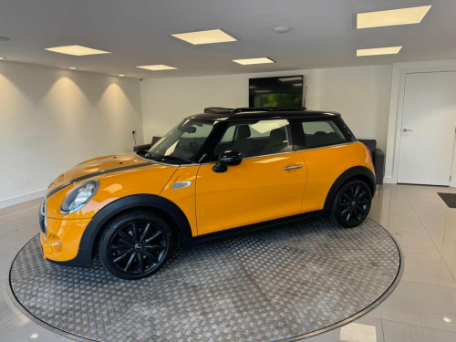 MINI Hatch  2.0 Cooper S Auto Euro 6 (s/s) 3dr