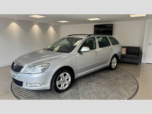 Skoda Octavia  1.8 TSI Elegance DSG Euro 5 5dr