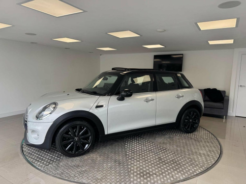 MINI Hatch  1.5 Cooper Euro 6 (s/s) 5dr