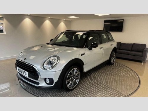 MINI Clubman  1.5 Cooper Euro 6 (s/s) 6dr