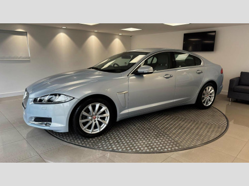 Jaguar XF  2.2d Premium Luxury Auto Euro 5 (s/s) 4dr