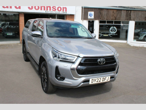 Toyota Hi-Lux  2.4 D-4D Invincible 4WD Euro 6 (s/s) 4dr