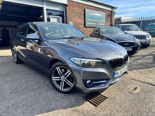 BMW 2 Series  2.0 220d Sport Auto Euro 6 (s/s) 2dr