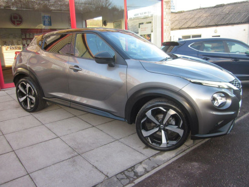 Nissan Juke  1.0 DIG-T Tekna Euro 6 (s/s) 5dr 