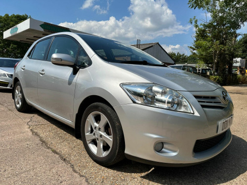 Toyota Auris  1.33 Dual VVT-i TR Euro 4 (s/s) 5dr