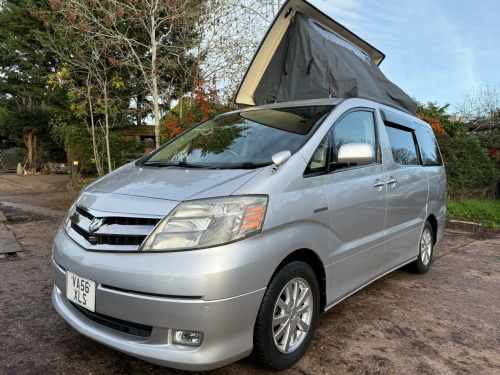 Toyota Alphard  2.4 E-Four Hybrid 