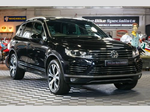 Volkswagen Touareg  V6 R-LINE TDI BLUEMOTION TECHNOLOGY PAN ROOF FULL LEATHER H/SEATS HEATED S/