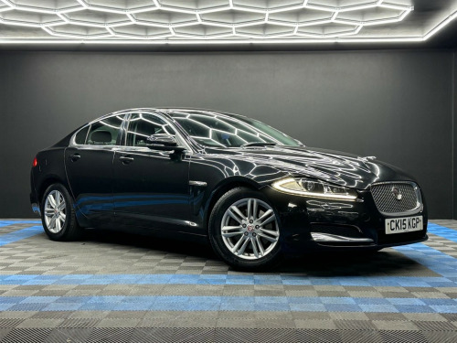 Jaguar XF  2.2d Luxury Auto Euro 5 (s/s) 4dr