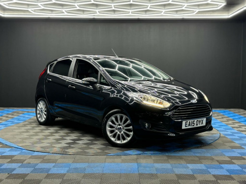 Ford Fiesta  1.6 TDCi Titanium X Euro 5 5dr