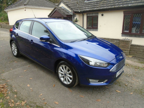 Ford Focus  1.0T EcoBoost Titanium Euro 6 (s/s) 5dr