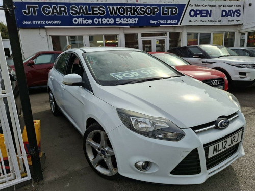 Ford Focus  1.0T EcoBoost Titanium Euro 5 (s/s) 5dr