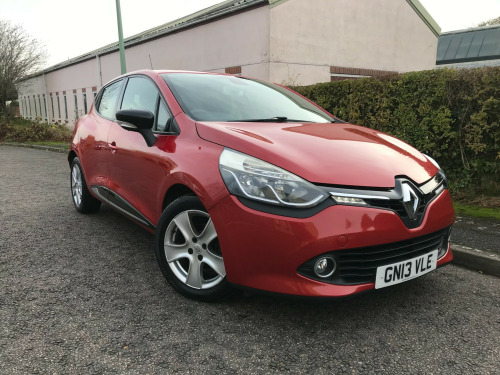 Renault Clio  0.9 TCe Dynamique MediaNav Hatchback 5dr Petrol Manual Euro 5 (s/s) (90 ps)