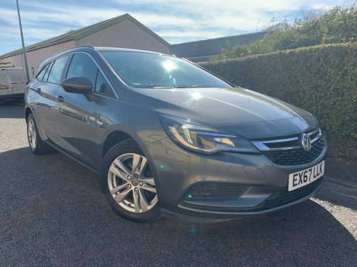 Vauxhall Astra  1.6 CDTi Design Sports Tourer 5dr Diesel Auto Euro 6 (136 ps)