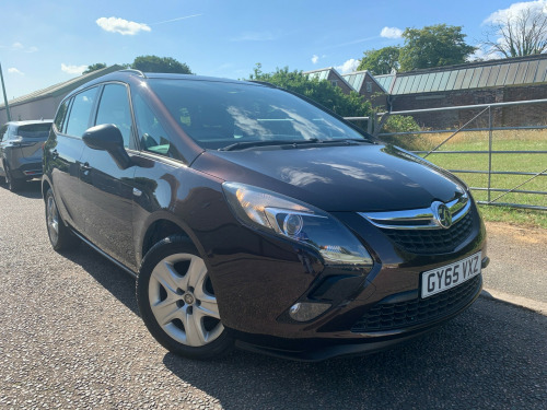 Vauxhall Zafira Tourer  1.4i Turbo Exclusiv MPV 5dr Petrol Manual Euro 6 (140 ps)