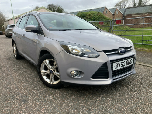 Ford Focus  1.6 Zetec Estate 5dr Petrol Powershift Euro 5 (125 ps) 