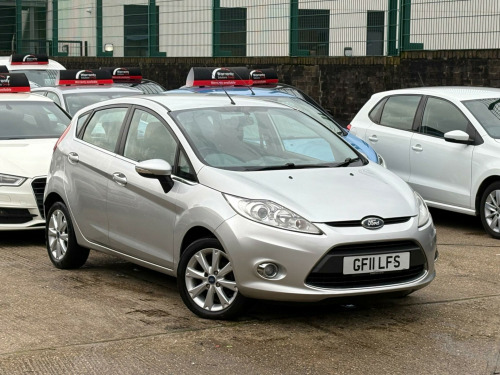 Ford Fiesta  1.4 Zetec 5dr