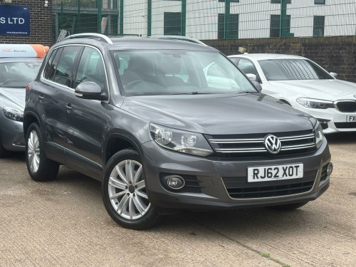 Volkswagen Tiguan  2.0 TDI BlueMotion Tech Sport DSG 4WD Euro 5 (s/s) 5dr