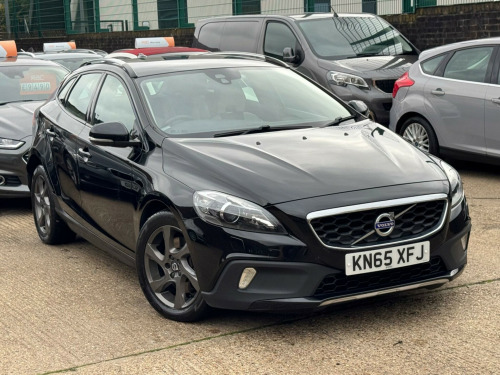 Volvo V40  2.0 D2 Lux Auto Euro 6 (s/s) 5dr 