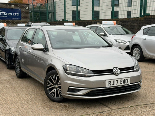 Volkswagen Golf  2.0 TDI BlueMotion Tech SE Nav DSG Euro 6 (s/s) 5dr