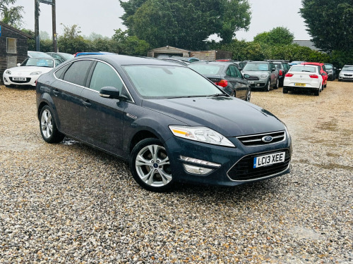 Ford Mondeo  2.0 TDCi Titanium X Business Edition Hatchback 5dr Diesel Manual Euro 5 (14