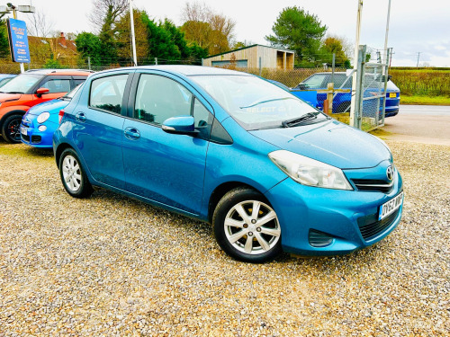 Toyota Yaris  1.4 D-4D TR Hatchback 5dr Diesel Manual Euro 5 (90 ps)