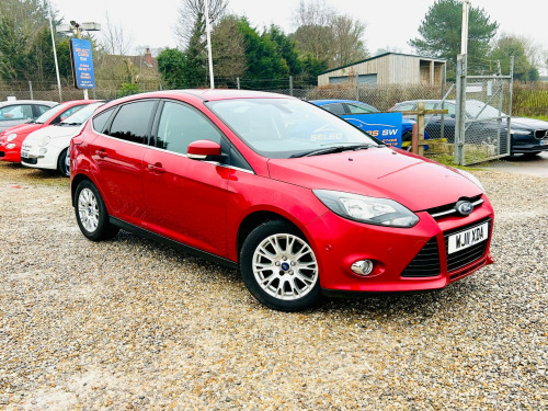 Ford Focus  1.6T EcoBoost Titanium Hatchback 5dr Petrol Manual Euro 5 (s/s) (150 ps)