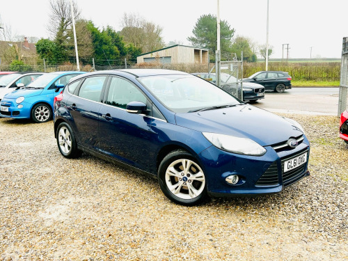 Ford Focus  1.6 Zetec Hatchback 5dr Petrol Manual Euro 5 (105 ps)