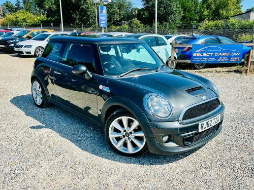 MINI Hatch  2.0 Cooper SD Hatchback 3dr Diesel Manual Euro 5 (s/s) (143 ps)