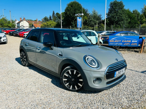 MINI Hatch  1.5 Cooper Exclusive Hatchback 5dr Petrol Steptronic Euro 6 (s/s) (136 ps)