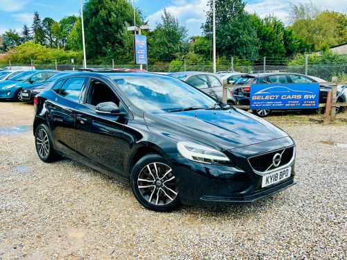 Volvo V40  2.0 T2 Momentum Hatchback 5dr Petrol Manual Euro 6 (s/s) (122 ps)