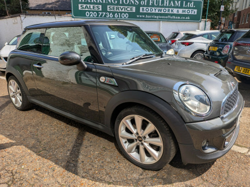 MINI Hatch  1.6 Cooper S Hatchback 3dr Petrol Steptronic Euro 5 (184 ps)