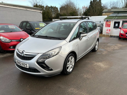 Vauxhall Zafira Tourer  1.8 16V Exclusiv Euro 5 5dr