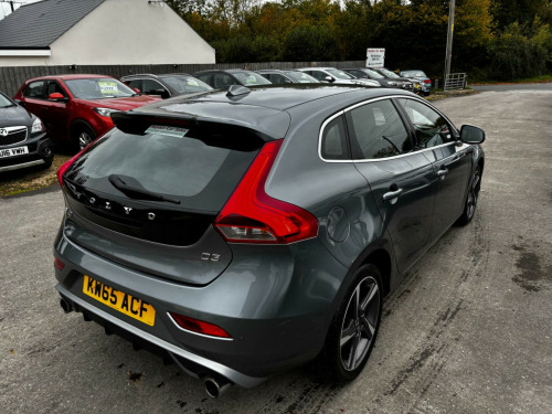 Volvo V40  2.0 D3 R-Design Nav Euro 6 (s/s) 5dr