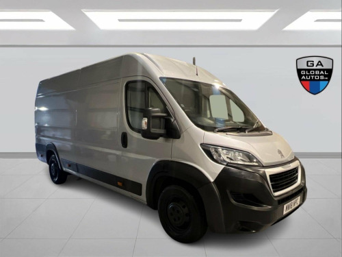 Peugeot Boxer  2.0 BlueHDi 435 Professional L4 H2 Euro 6 5dr