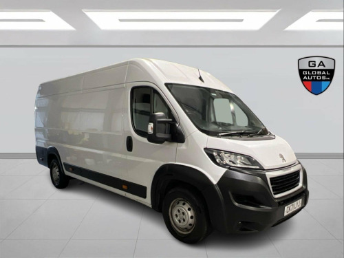 Peugeot Boxer  2.2 BlueHDi 435 Professional L4 H2 Euro 6 (s/s) 5dr