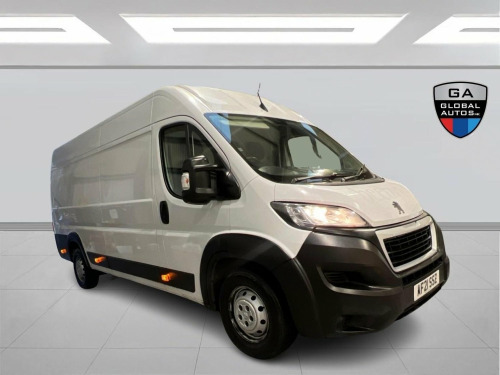 Peugeot Boxer  2.2 BlueHDi 435 Professional L4 H2 Euro 6 (s/s) 5dr